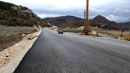 Göçen Yol Tekrar Trafiğe Açıldı