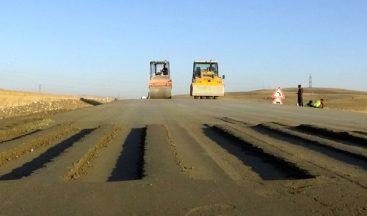 Muş’ta Silindirle Sıkıştırılmış Beton Yol
