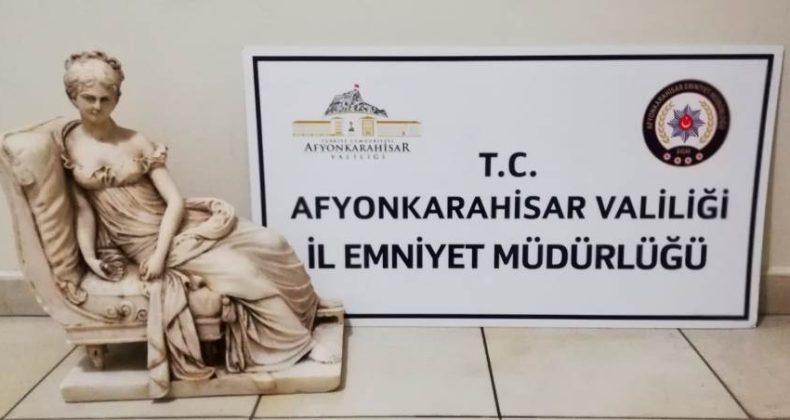 Afyonkarahisar’da Tarihi Heykel ve Sikkeler Ele Geçirildi