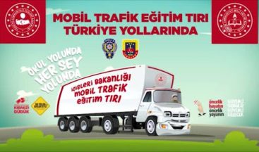 Çocuklar Mobil Trafik Eğitim Tırında