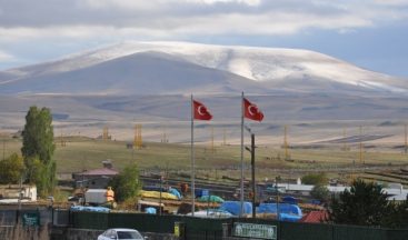 Mevsimin İlk Karı Yağdı