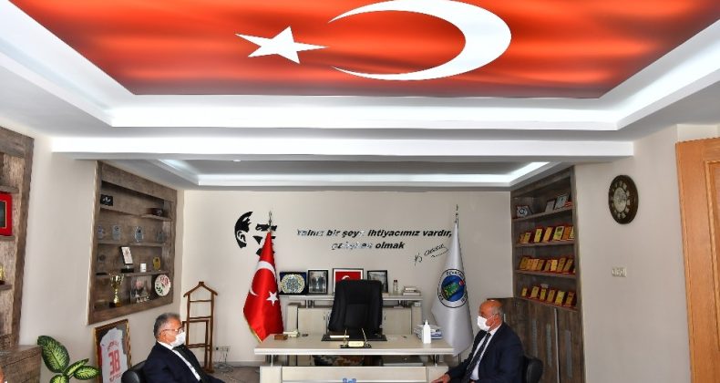 Başkan Büyükkılıç Özvatan ve Felahiye’de