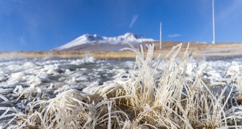 Erciyes kayak pistlerinde suni karlama başladı