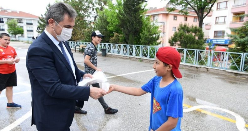 Mamak Belediye Başkanı Maske Denetiminde