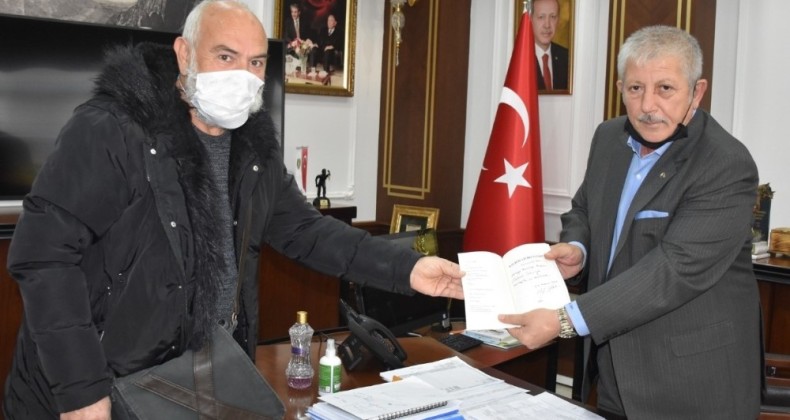 Amasya Belediye Başkanına Kitap Hediye Edildi