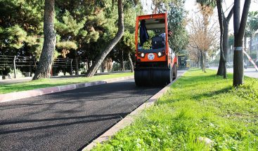 Adana’da asfalt ve bisiklet yolu yapımı devam ediyor