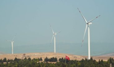 Aliağa, yenilenebilir enerji yatırımlarıyla dikkat çekiyor