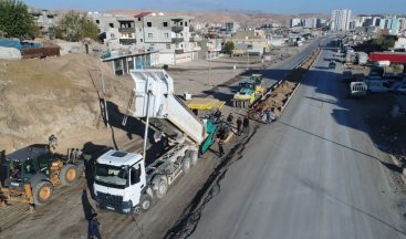 Cizre’de yol yapım çalışmaları devam ediyor