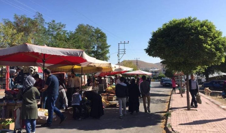 Demirözü’nde semt pazarı Çarşamba günleri kurulacak