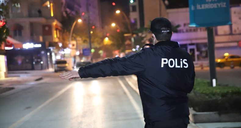 56 Saatlik Sokağa Çıkma Kısıtlaması Başladı