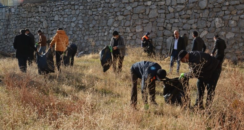 Hakkari Belediyesinden şehir temizliği