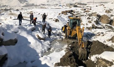 Hakkari su arıza ekibinin zorlu mesaisi