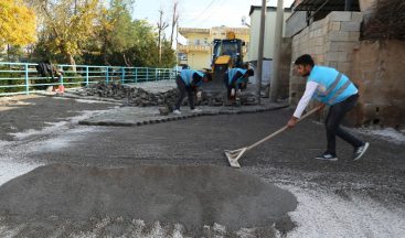 Haliliye Belediyesinden 7 ayrı noktada yol çalışması