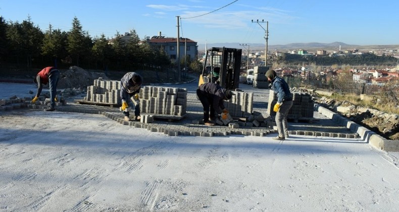 İscehisar’da yol yapım çalışmaları sürüyor