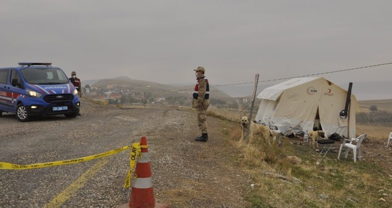 Karantinada ihtiyaçları Vefa Sosyal Destek Grubu karşılıyor