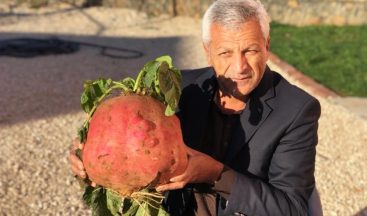 Mardin’de 8 kiloluk turp ilgi odağı oldu