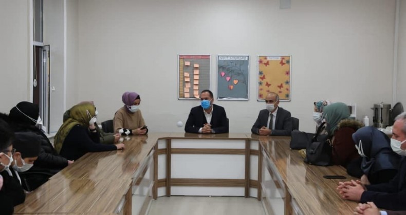 Niğde Belediye Başkanı Özdemir’den Filyasyon Ekiplerine Moral Ziyareti