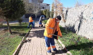 Parklar bakımdan geçiriliyor