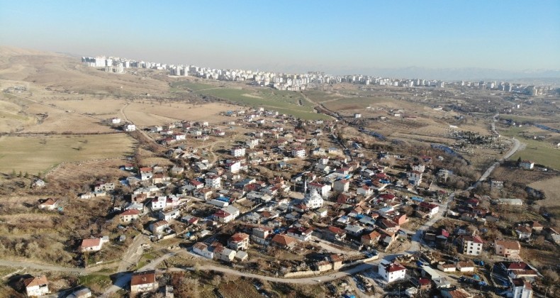 Referanduma giden o köy, mahalle olmanın mutluluğu yaşıyor