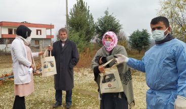 Silvan’da karantinada olan vatandaşlar düzenli olarak ziyaret ediliyor