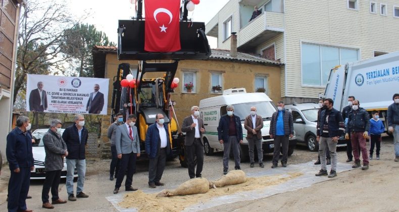 Terzialan Belediyesi’ne hibe araçlar dua ile hizmete girdi