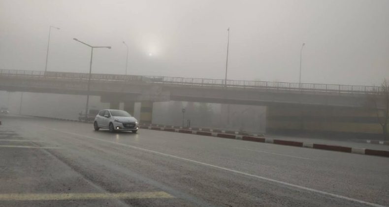 Afyonkarahisar’da sisli hava etkili oldu