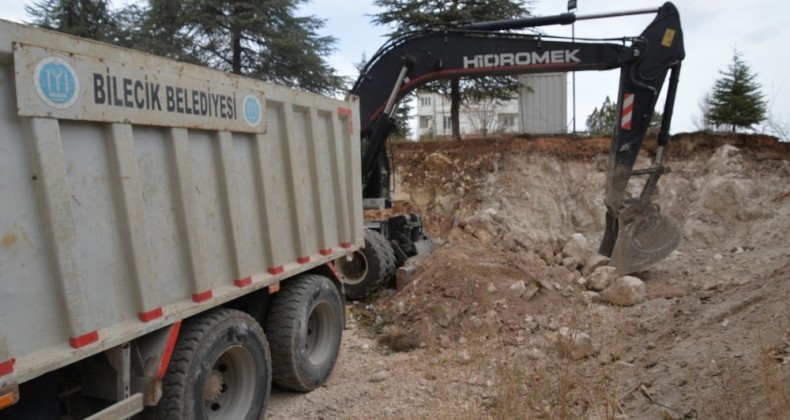 Bilecik’te yeni sokak ve yollar açılıyor