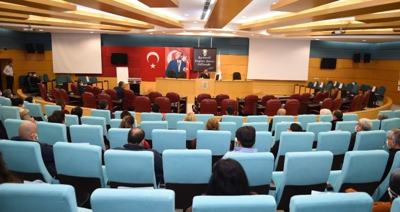 Bozdoğan: “Tarsus halkı için çalışıyorsunuz, benim için değil”