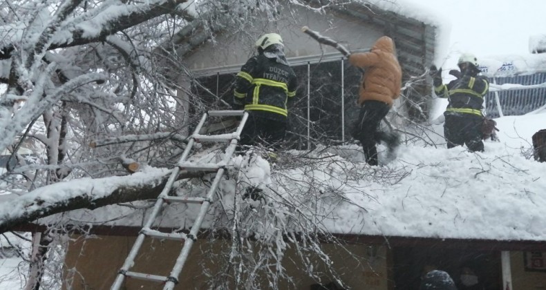 Düzce itfaiye görevden göreve koştu