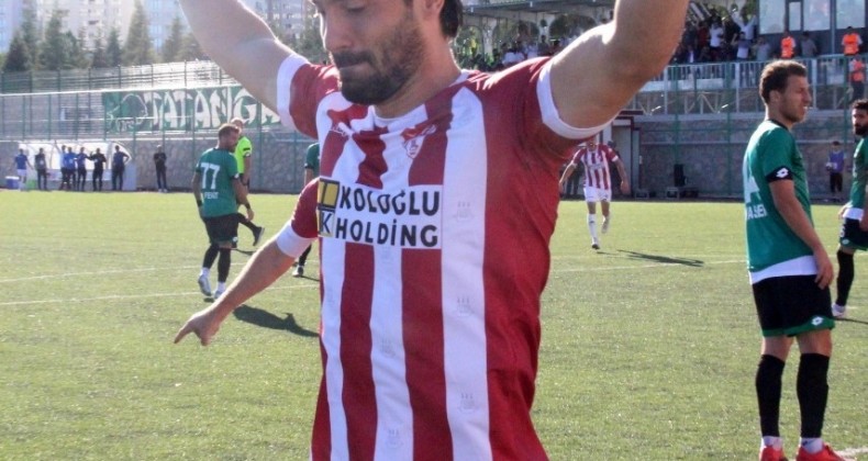 Elazığspor’da Yiğitcan Erdoğan, sözleşmesini feshetti