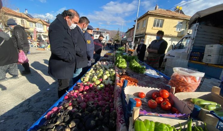 Hüyük’te Kapatılan Pazaryeri Yeniden Kuruldu