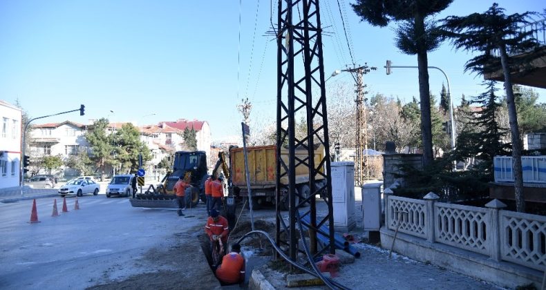 Isparta’da elektrik hatları yer altına alınıyor