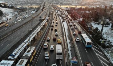 İstanbul’daki trafik yoğunluğu havadan görüntülendi