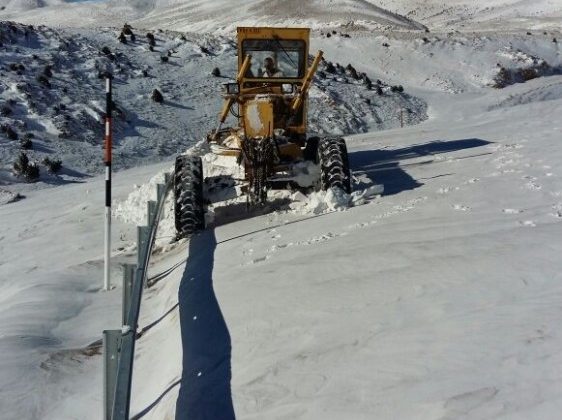 Kar nedeniyle kapanan 539 mahalle yolu ulaşıma açıldı