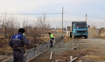 Karın yağmadığı Erzincan’da belediye çalışmalarının sezonu uzadı