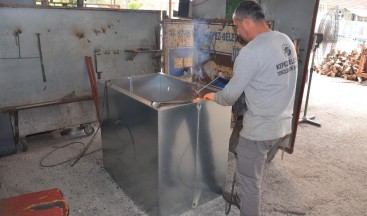 Kepez çöp konteynerlerini kendi üretiyor