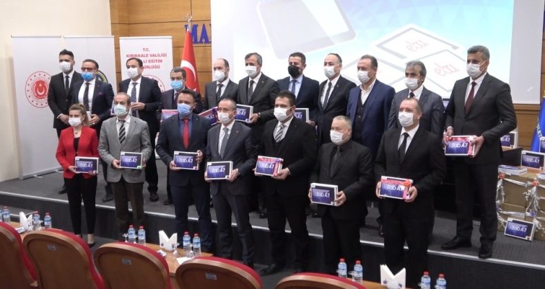 Kırıkkale’de bin 200 öğrenciye tablet desteği