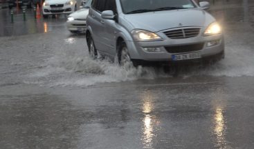 Kırklareli’nde sağanak olumsuz etkiledi