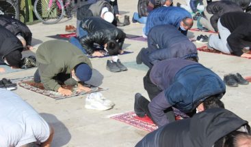 Kırklareli’nde yeni yılın ilk cuma namazı kılındı