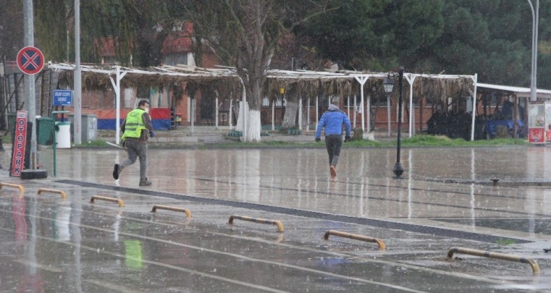 Kuraklık tehlikesinin korkuttuğu Sinop’ta beklenen yağışlar başladı