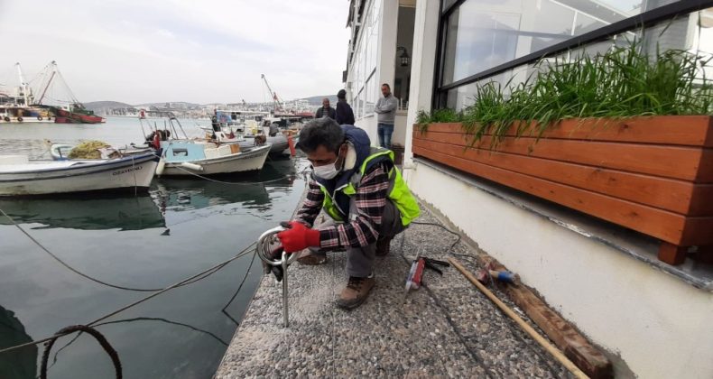 Kuşadası Balıkçılar barınağındaki mapalar yenilendi