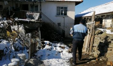 Manisa Büyükşehir kar kış demeden ihtiyaç sahibinin yanında