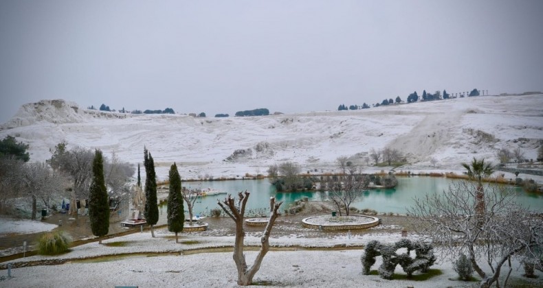 Pamukkale Belediyesi kar mesaisinde