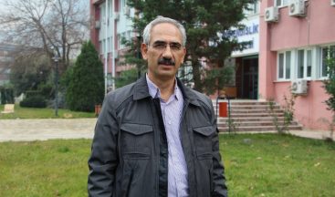 Prof. Dr. Kumsar, “Beklenen deprem öncesi Denizli’de yapı güvenliği ortaya çıkarılmalı”