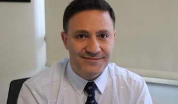 Ya yasaklarla yaşayacağız ya da aşı olacağız