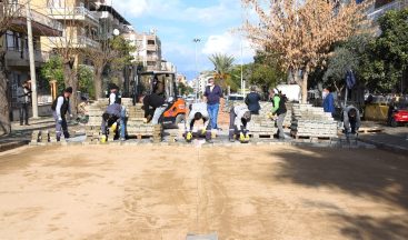 Salihli’de kilit parke taş seferberliği