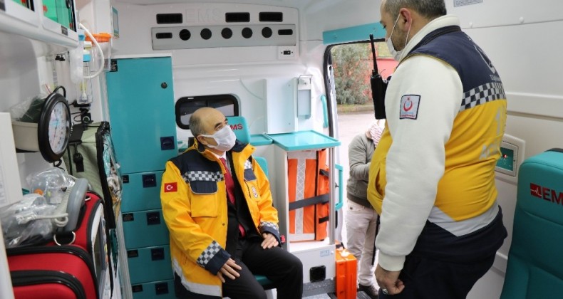 Samsun’un sağlık filosuna 14 yeni ambulans