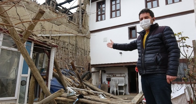 Şiddetli fırtınada evin duvarı devrildi, genç kız ölümden döndü