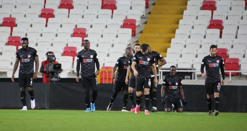 Ziraat Türkiye Kupası: D.G. Sivasspor: 2 – Adana Demirspor: 1 (Maç sonu)