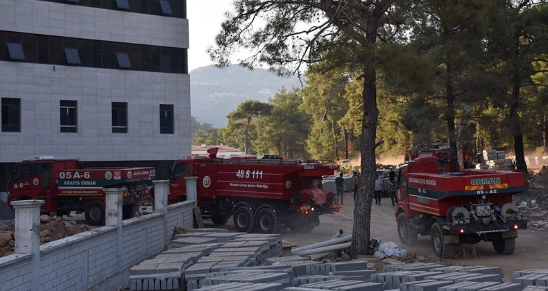 Muğla’da devlet hastanesi inşaatında çıkan yangın söndürüldü